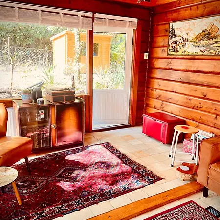 De Boskeet A Rustic Forest Cottage, Private Forest Garden And Dogs Welcome *