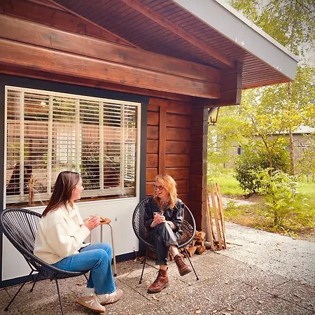 De Boskeet A Rustic Forest Cottage, Private Forest Garden And Dogs Welcome Holiday home