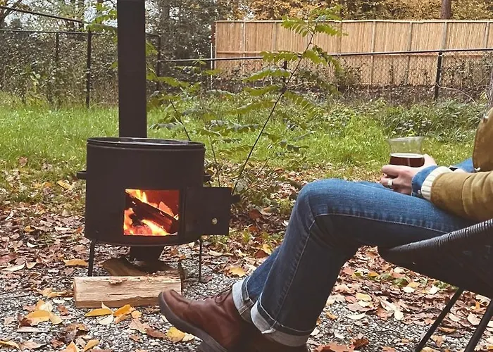 De Boskeet A Rustic Forest Cottage, Private Forest Garden And Dogs Welcome Hébergement de vacances *