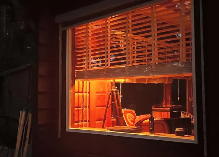 De Boskeet A Rustic Forest Cottage, Private Forest Garden And Dogs Welcome Hébergement de vacances