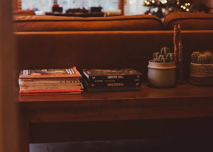 De Boskeet A Rustic Forest Cottage, Private Forest Garden And Dogs Welcome Meijel