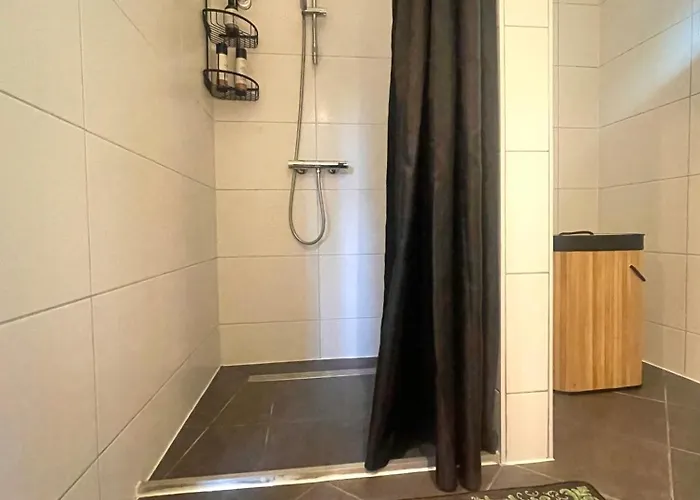 De Boskeet A Rustic Forest Cottage, Private Forest Garden And Dogs Welcome Holiday home *