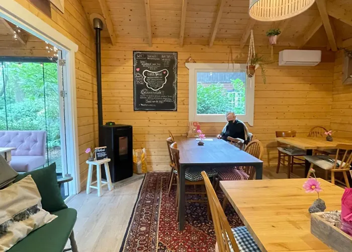 Holiday home De Boskeet A Rustic Forest Cottage, Private Forest Garden And Dogs Welcome *